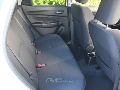 Suzuki Swift 1.2 Hybrid Top CVT 2WD Bianco usata Cuneo