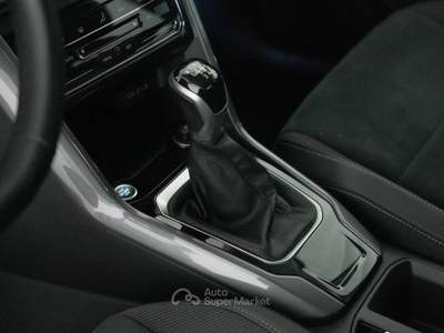 Volkswagen T-Roc - 1.0 tsi Style 110cv | GM194AT Grigio usata Cantù