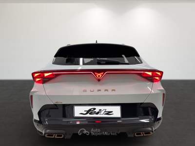 Cupra Formentor 1.5 e-HYBRID DSG Camera 360° Intelligent Drive 18" Bianco usata Serravalle