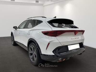 Cupra Formentor 1.5 e-HYBRID DSG Camera 360° Intelligent Drive 18" Bianco usata Serravalle