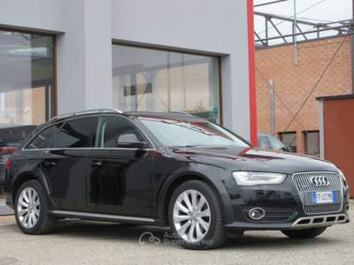 Audi A4 2.0 tdi 190cv s-tronic Nero usata Bologna