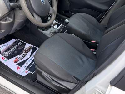 Fiat Punto Classic 1.2 5 porte Bianco usata Sant'Antimo