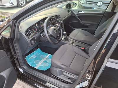 Volkswagen Golf 1.6 TDI 115cv DSG - 2018 Nero usata CASTELLALTO