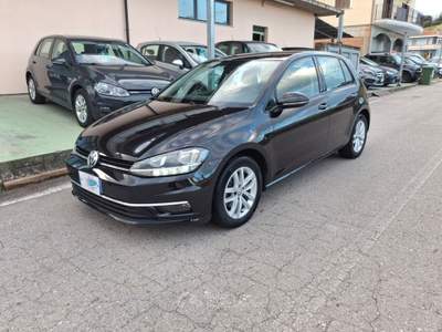 Volkswagen Golf 1.6 TDI 115cv DSG - 2018 Nero usata CASTELLALTO