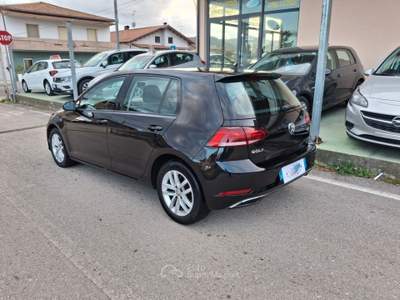 Volkswagen Golf 1.6 TDI 115cv DSG - 2018 Nero usata CASTELLALTO