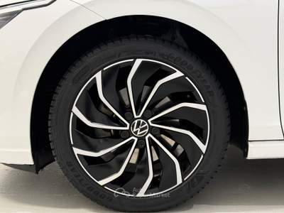 Volkswagen Golf EVO DSG Life Bianco usata Mesagne