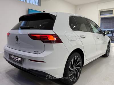 Volkswagen Golf EVO DSG Life Bianco usata Mesagne