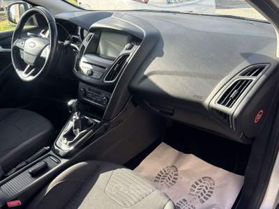 Ford Focus Focus SW SW 1.5 tdci Titanium Argento usata Terni