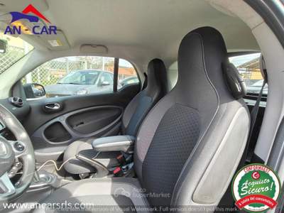 Smart ForTwo Fortwo eq Passion 22kW Oro usata Grottaferrata