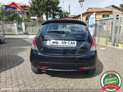 Lancia Ypsilon 1.0 FireFly 5 porte S&amp;S Hybrid Gold Nero usata Grottaferrata