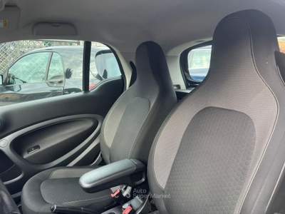 Smart ForTwo eq Passion 22kW Bianco usata Grottaferrata