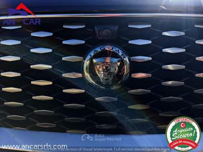 Jaguar E-Pace 2.0d i4 mhev S awd 163cv auto Oro usata Grottaferrata