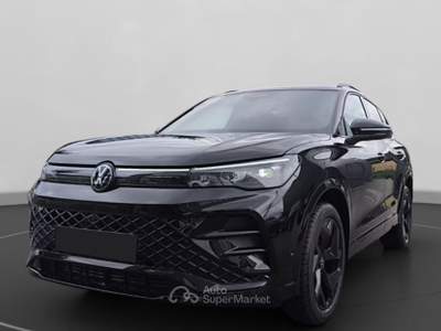 Volkswagen Tiguan 2.0 TDI 150 CV DSG R-Line Nero usata Pieve di Cento