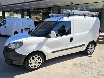 Fiat Doblò 1.4 t-jet N.p. Sx Cargo - Con Officina Mobile Bianco usata Tortoreto