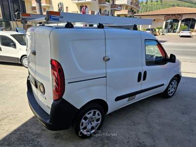 Fiat Doblò 1.4 t-jet N.p. Sx Cargo - Con Officina Mobile Bianco usata Tortoreto