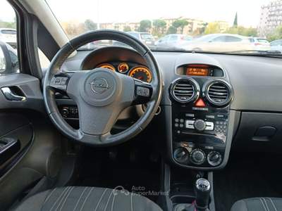 Opel Corsa 1.2 GPL Nero usata Scandicci