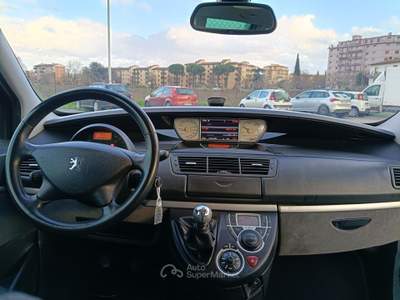 Peugeot 807 2.0 HDi - 7 posti Grigio usata Scandicci
