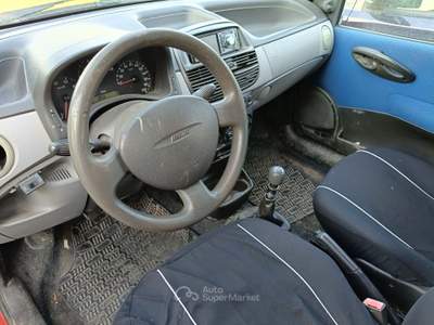 Fiat Punto 1.2 GPL Rosso usata Scandicci