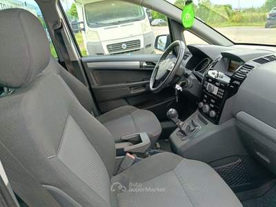Opel Zafira benzina 7 POSTI Argento usata Scandicci