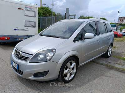 Opel Zafira benzina 7 POSTI Argento usata Scandicci