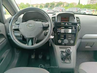 Opel Zafira benzina 7 POSTI Argento usata Scandicci