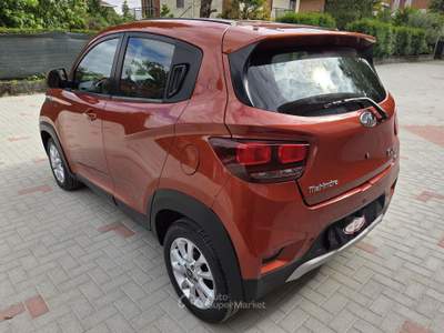 Mahindra KUV100 83cv M-Bifuel GPL K8 Arancione usata Robassomero