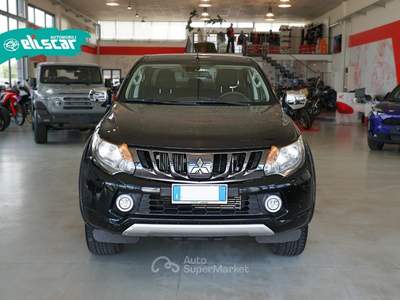Mitsubishi L200 2.4 DI-D/181CV Double Cab Intense Hp Mivec SDA Nero usata Sona