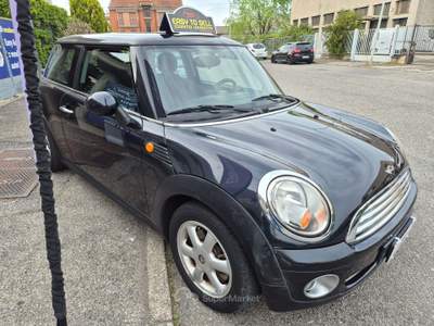 MINI Cooper 1.6 120 CV PROBLEMI AL MOTORE Nero usata Cornaredo