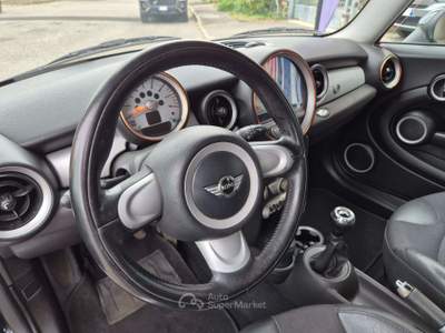 MINI Cooper 1.6 120 CV PROBLEMI AL MOTORE Nero usata Cornaredo