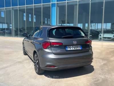 Fiat Tipo Mjt 95Cv S&S 5 porte Lounge Grigio usata Gela