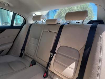 Jaguar XE 2.0d i4S 180cv auto T-stock offerta imperdibile Blu/Azzurro usata Gela
