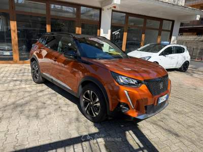 Peugeot 2008 unico proprietario Arancione usata Sirignano