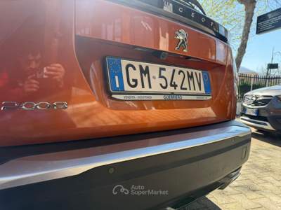 Peugeot 2008 unico proprietario Arancione usata Sirignano