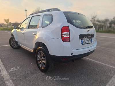 Dacia Duster Duster 1.5 dci 109cv 80kw StarteStop  Bianco usata Capua