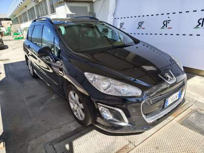 Peugeot 308 308 SW 1.6 e-hdi 8v Active s Nero usata Calenzano