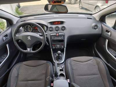 Peugeot 308 308 SW 1.6 e-hdi 8v Active s Nero usata Calenzano