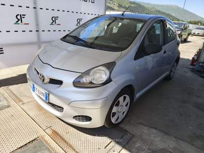 Toyota Aygo Aygo 5p 1.0 Sol Connect Argento usata Calenzano
