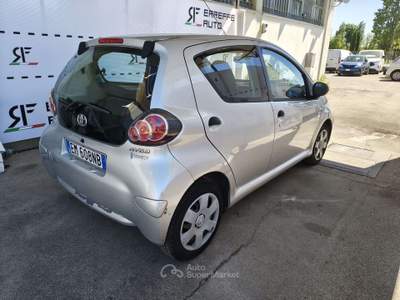 Toyota Aygo Aygo 5p 1.0 Sol Connect Argento usata Calenzano