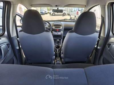 Toyota Aygo Aygo 5p 1.0 Sol Connect Argento usata Calenzano