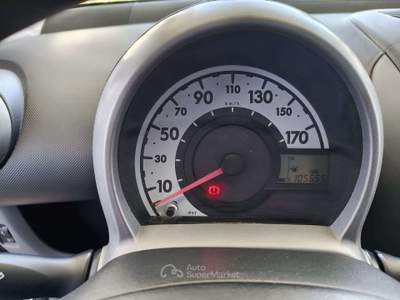 Toyota Aygo Aygo 5p 1.0 Sol Connect Argento usata Calenzano