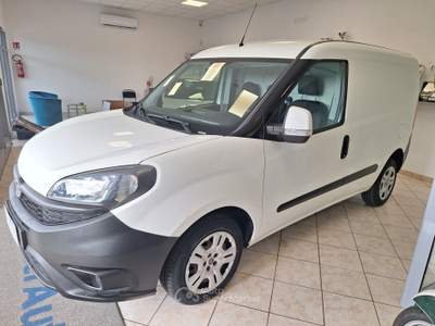 Fiat Doblò Doblo 1.6 MJT 105CV PC-TN Cargo Lamierato SX 3 Posti Bianco usata Castel Gandolfo