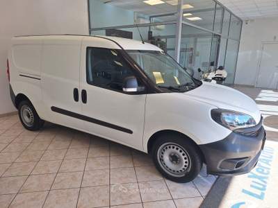 Fiat Doblò Doblo Doblò Maxi 1.6 MJT 105CV S&S PL-TN Bianco usata Castel Gandolfo