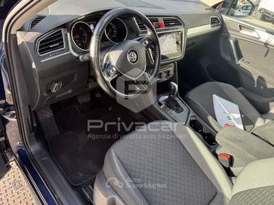Volkswagen Tiguan VOLKSWAGEN Tiguan 2.0 TDI SCR DSG Business BlueMotion Technology Blu/Azzurro usata San Benedetto del Tronto