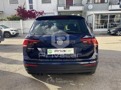 Volkswagen Tiguan VOLKSWAGEN Tiguan 2.0 TDI SCR DSG Business BlueMotion Technology Blu/Azzurro usata San Benedetto del Tronto