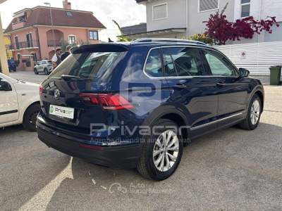 Volkswagen Tiguan VOLKSWAGEN Tiguan 2.0 TDI SCR DSG Business BlueMotion Technology Blu/Azzurro usata San Benedetto del Tronto