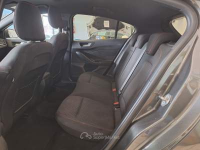 Ford Focus EcoBlue 115 CV automatico 5p. ST-Line Grigio usata Castel Gandolfo