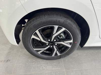 Toyota Yaris 1.5 Trend 115cv KM0 Bianco usata Pozzuoli