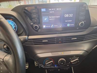 Hyundai Bayon Hybrid 48V iMT XLine Bianco usata Castel Gandolfo