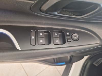 Hyundai Bayon Hybrid 48V iMT XLine Bianco usata Castel Gandolfo