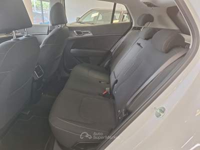 Kia Sportage MHEV Business Bianco usata Castel Gandolfo
